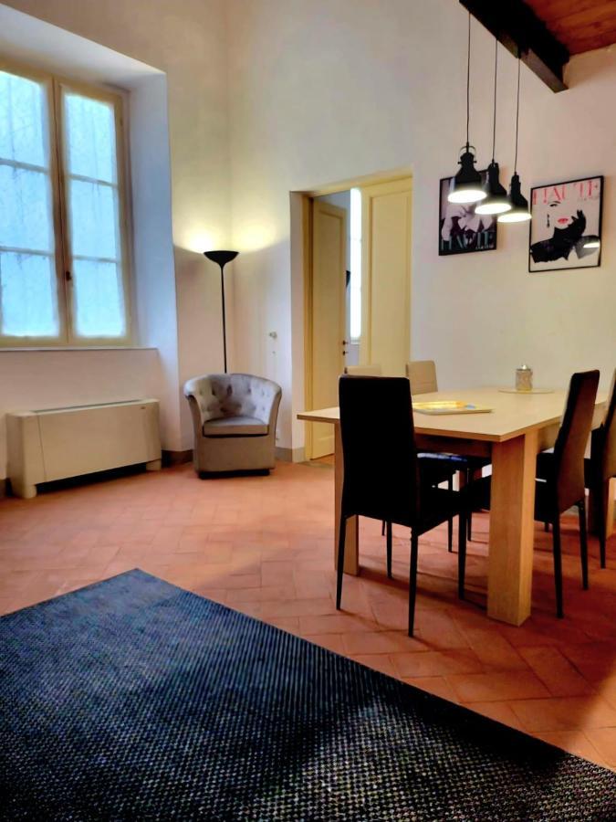 La Villa Apartments: Convenient Sardinia & Corsica Base Livorno Exterior photo