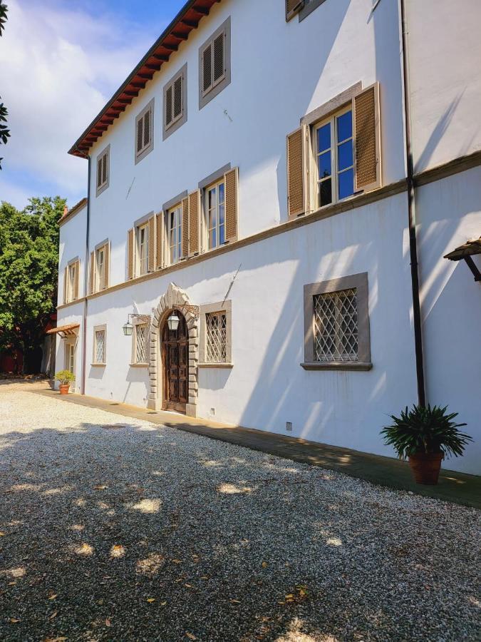 La Villa Apartments: Convenient Sardinia & Corsica Base Livorno Exterior photo