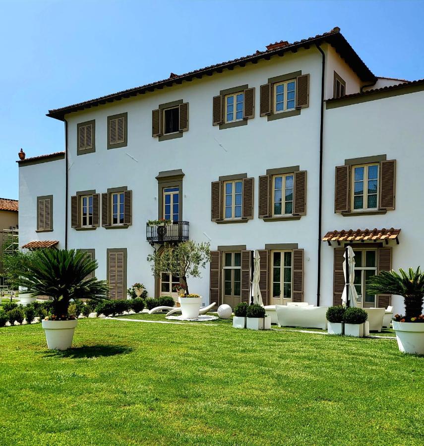 La Villa Apartments: Convenient Sardinia & Corsica Base Livorno Exterior photo