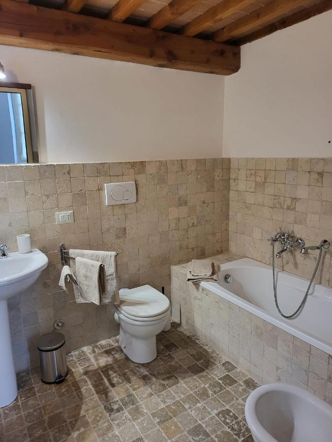 La Villa Apartments: Convenient Sardinia & Corsica Base Livorno Exterior photo